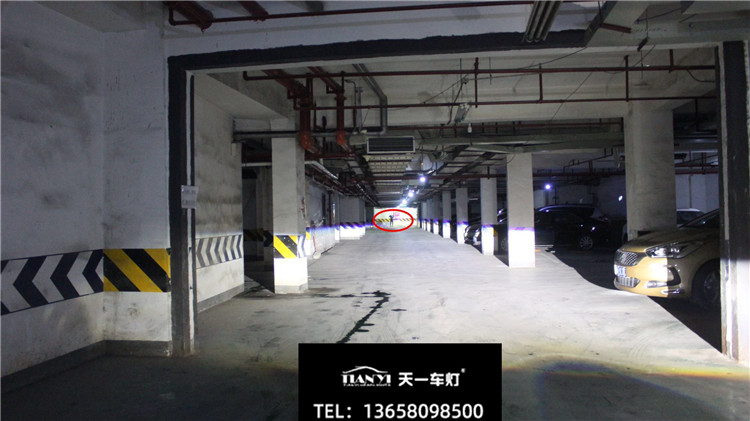 標(biāo)志4008車(chē)燈改裝保力獅激光大燈近光效果展示